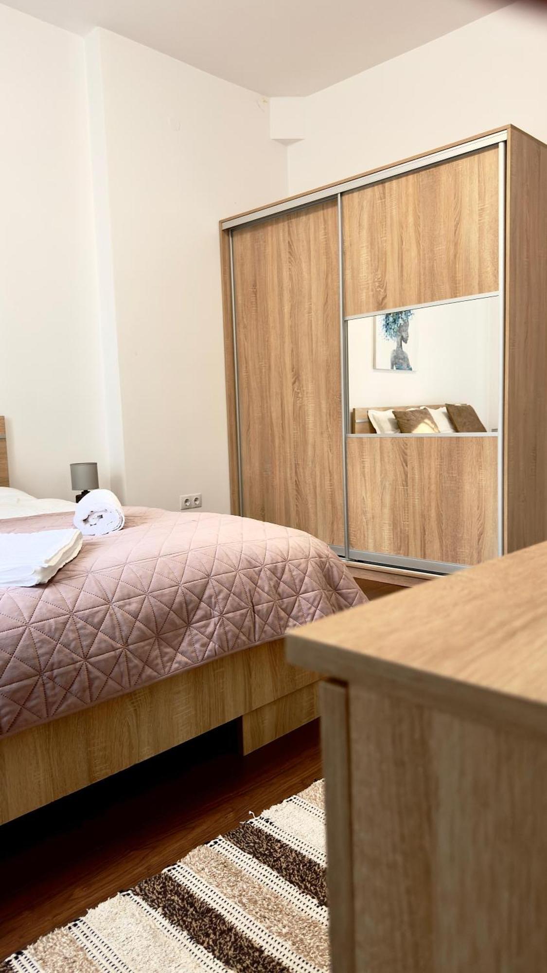 Phoenix Central Apartments Сибиу Экстерьер фото